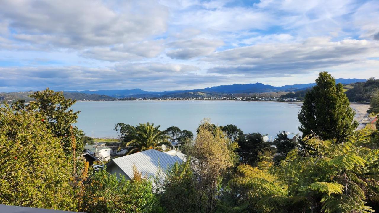 The Black Chalet Whitianga Esterno foto