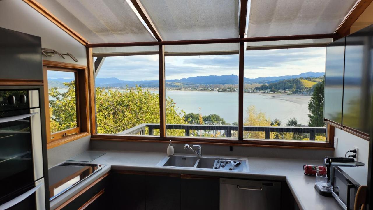 The Black Chalet Whitianga Esterno foto