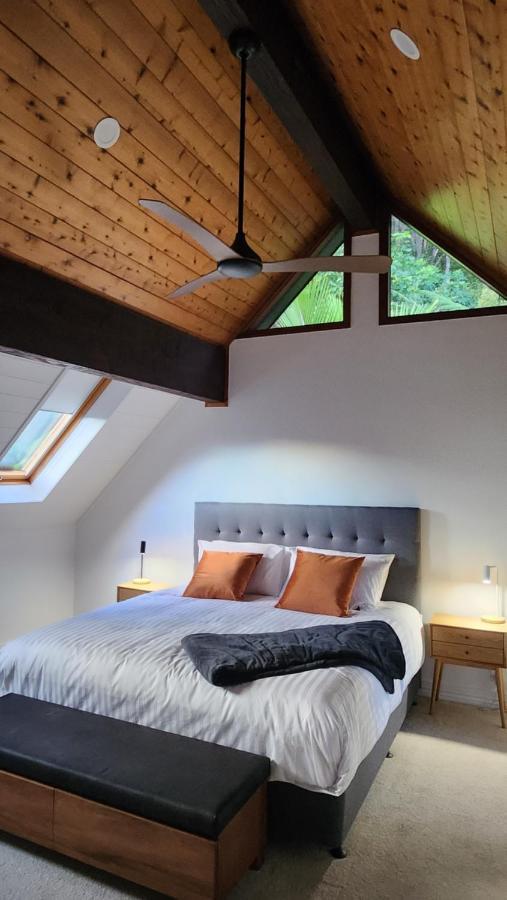 The Black Chalet Whitianga Esterno foto
